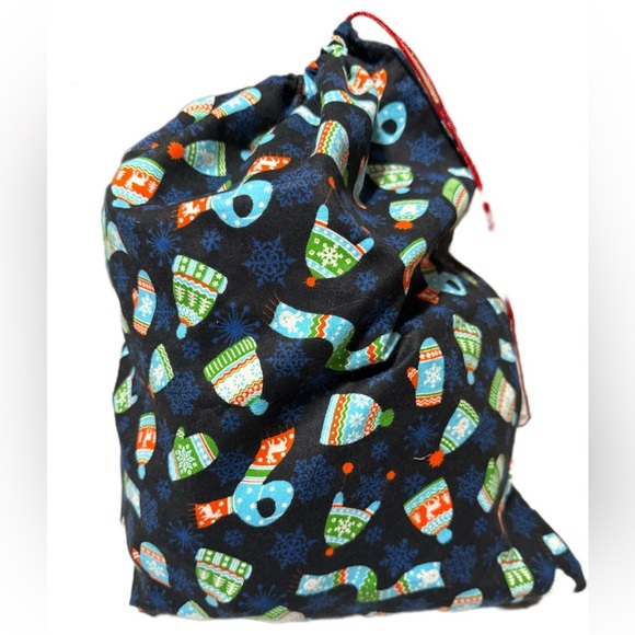 Festive Blue Drawstring Reusable Gift Bag with Colorful Winter Hat Print - Picture 1 of 2